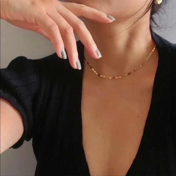 CLOSING SALE! ✨18K Gold Plated Flat Anna Chain Necklace - Picture 6 of 9